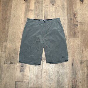 Crossfire X Submersibles Comfort Stretch 21" Outseam Walk Shorts